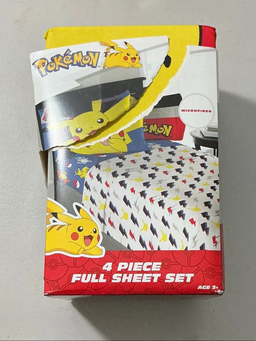 Pokemon Pikachu Yellow, White & Red 4-Piece Full Sheet Set